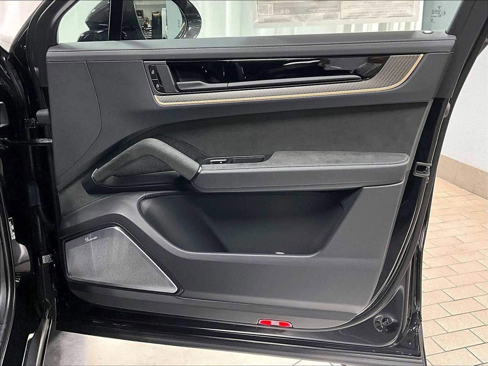 New 2026 Porsche Cayenne Turbo GT image 28