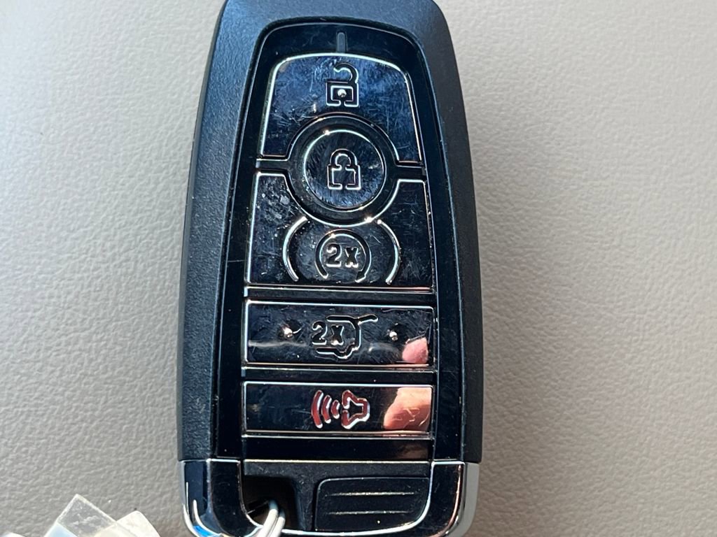 Certified 2022 Lincoln Corsair Reserve w/ Equipment Group 201A image 20