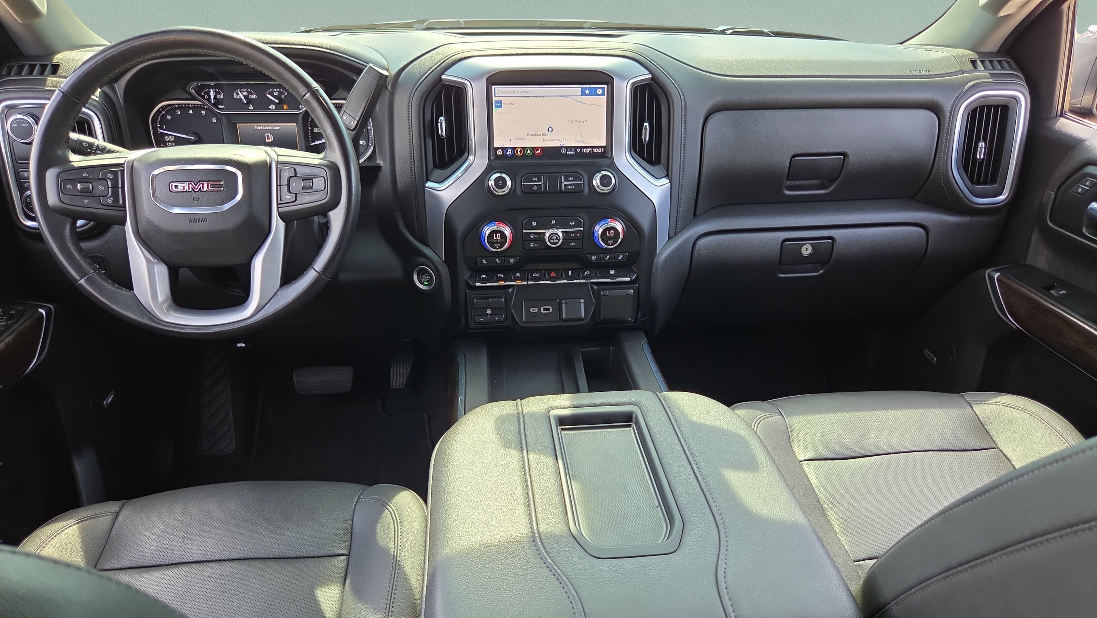 Used 2022 GMC Sierra 1500 SLT w/ SLT Premium Plus Package RWD image 13