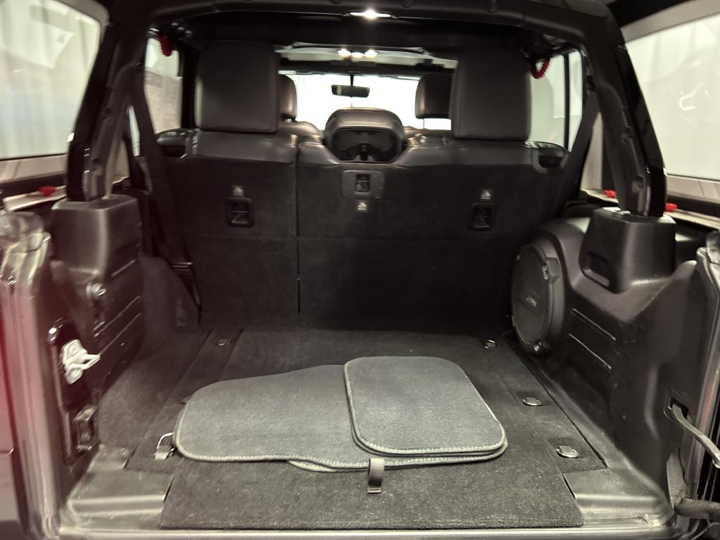 Used 2019 Jeep Wrangler Unlimited Rubicon AWD/4WD image 24
