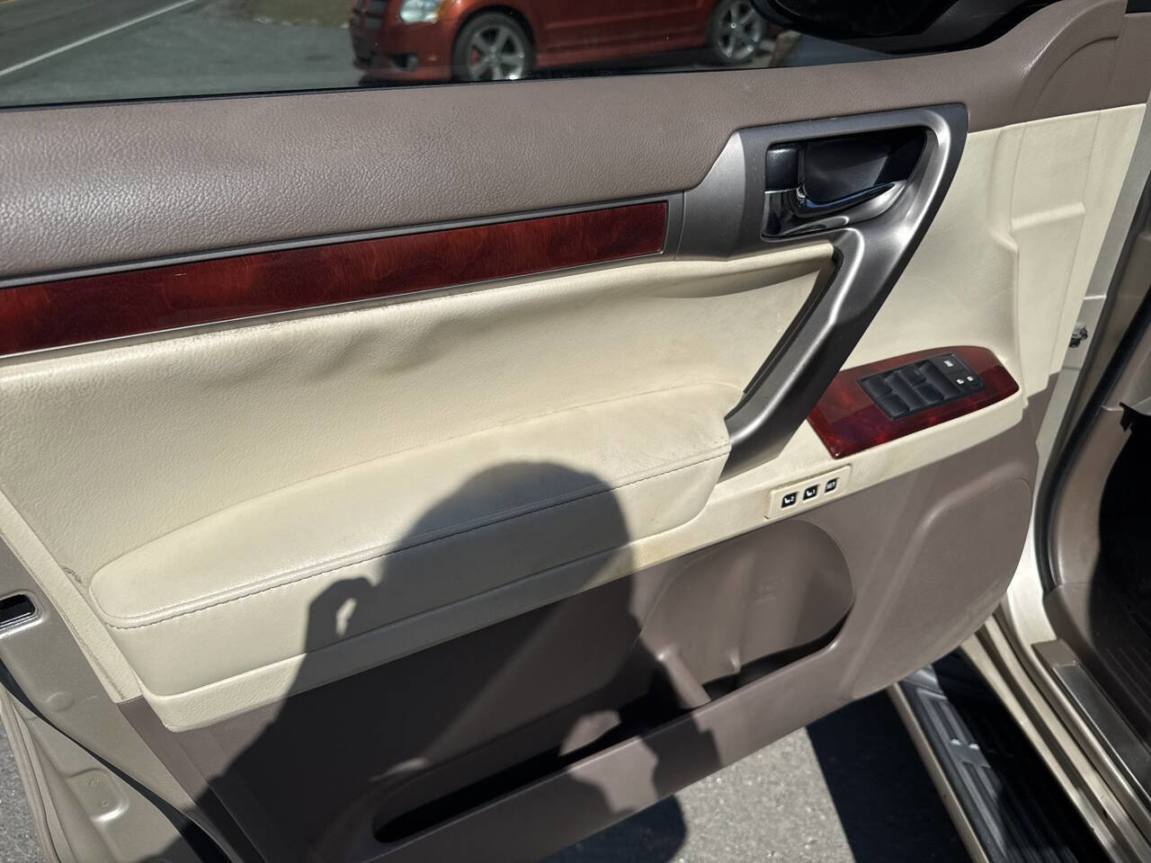 Used 2013 Lexus GX 460 w/ Comfort Plus Pkg image 9