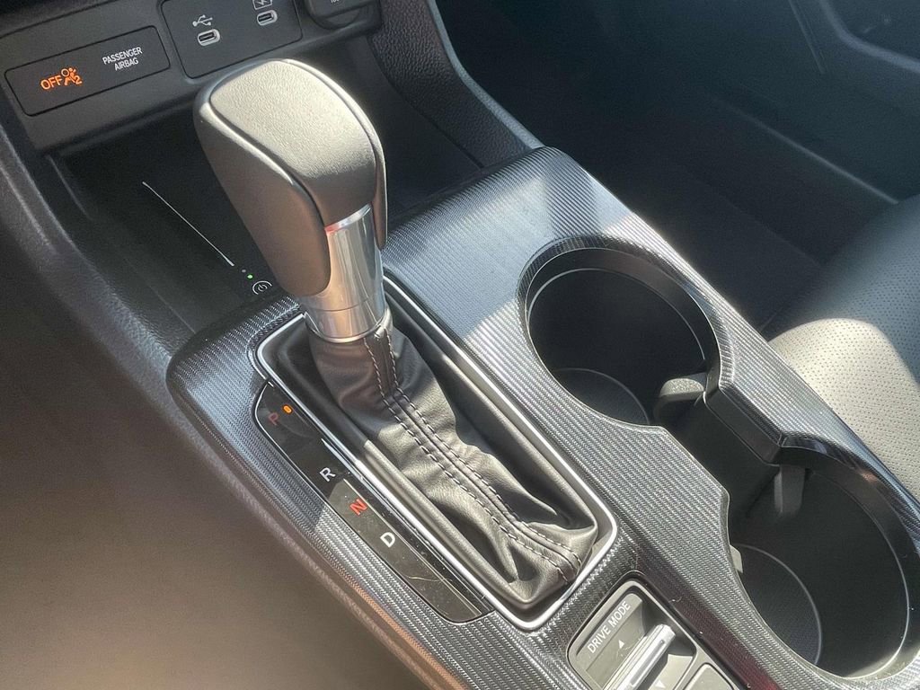 Used 2025 Honda Civic Sport image 36