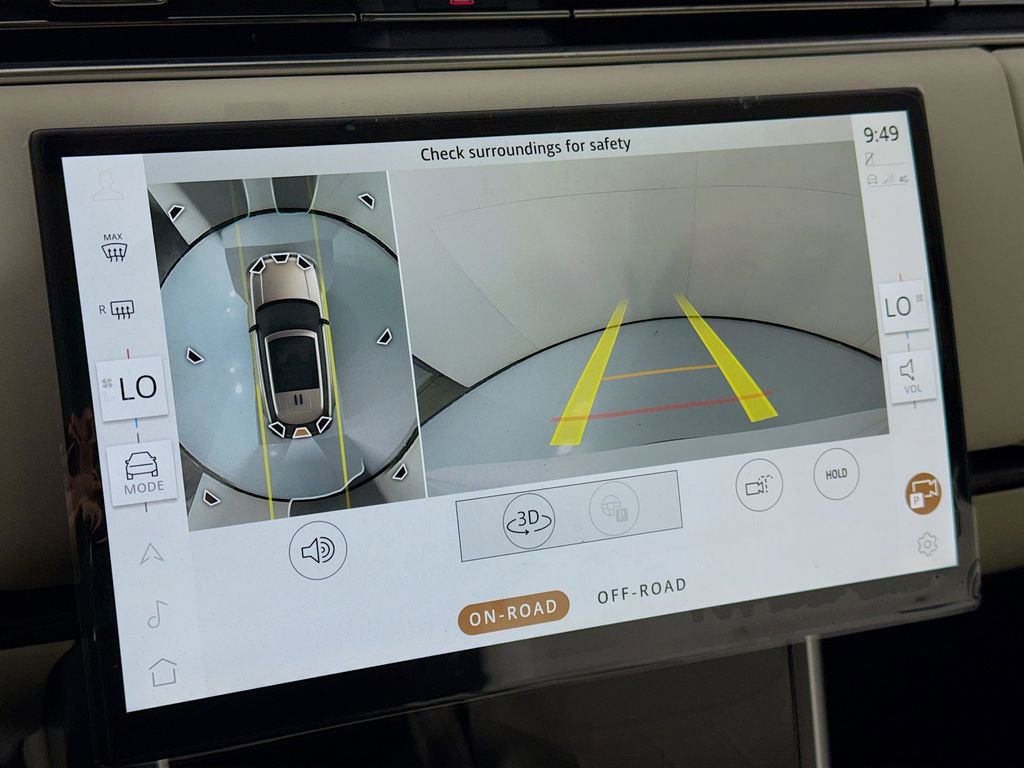 New 2026 Land Rover Range Rover SE image 17