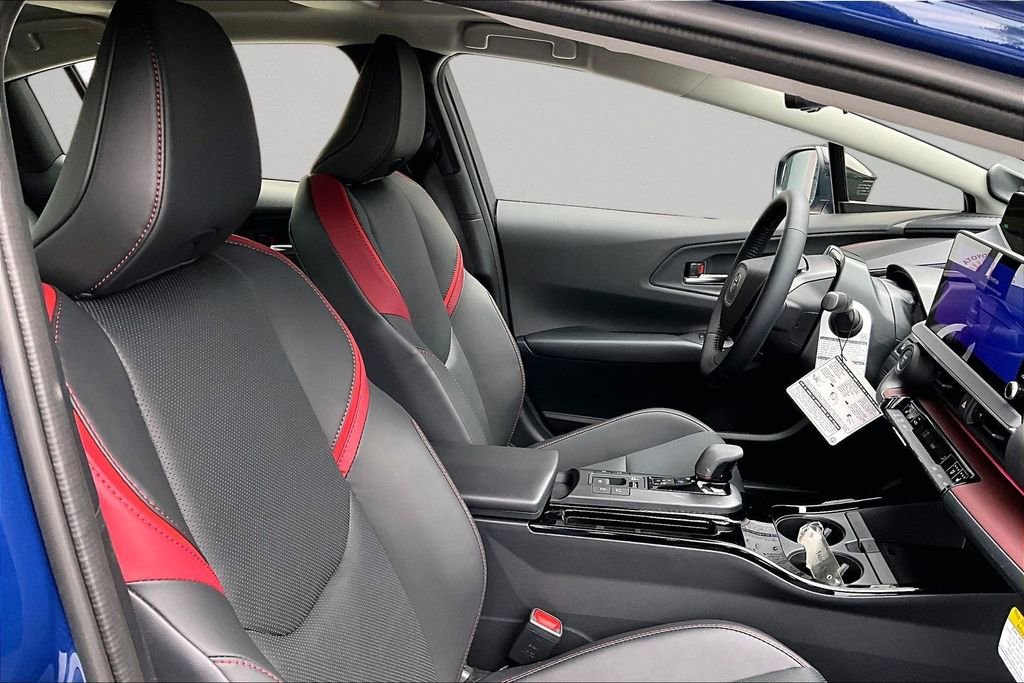New 2026 Toyota Prius Plug-In Hybrid w/ Limited Premium Package FWD image 8