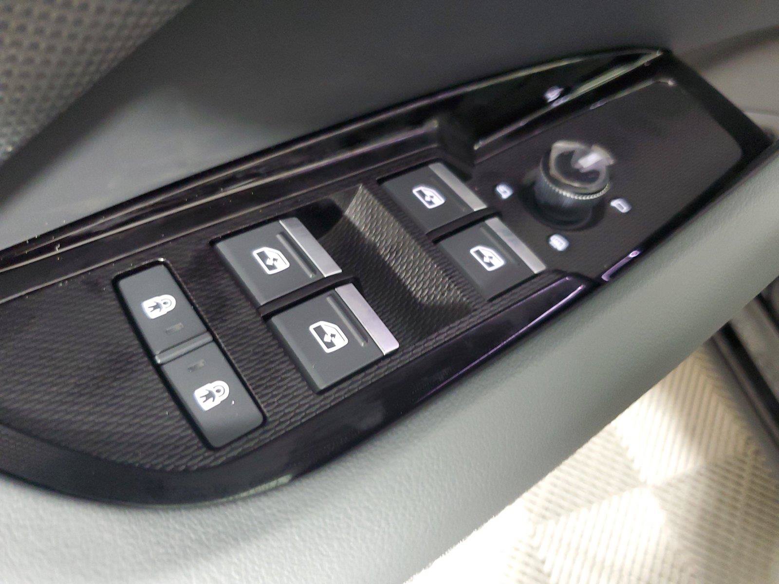 New 2026 Audi Q3 quattro 2.0T AWD/4WD image 20