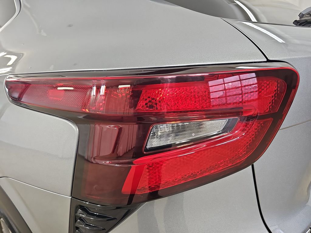 Certified 2024 Chevrolet Trax LT w/ Driver Confidence Package image 39