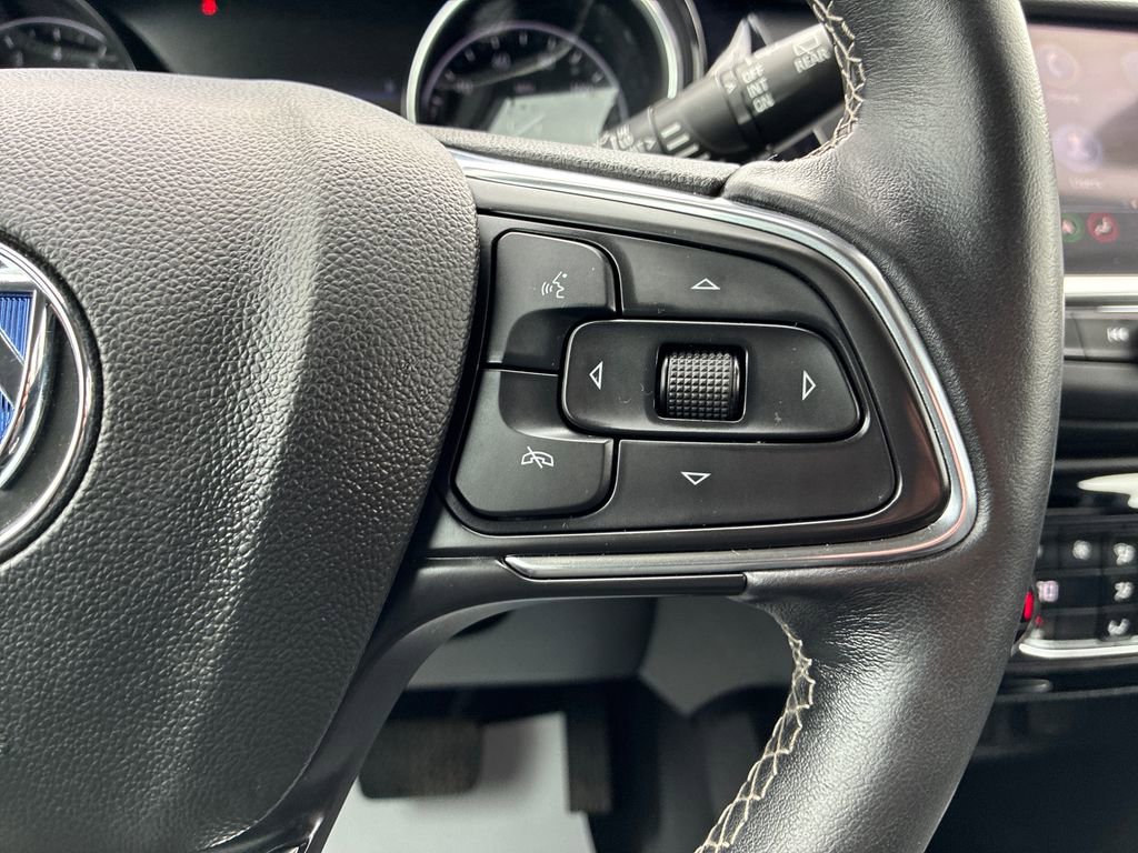 Used 2021 Buick Encore GX Essence w/ Advanced Technology Package image 25
