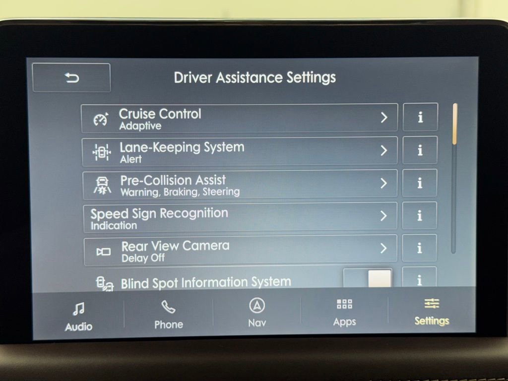 Used 2023 Lincoln Aviator Black Label w/ Class IV Trailer Tow Package AWD/4WD image 34