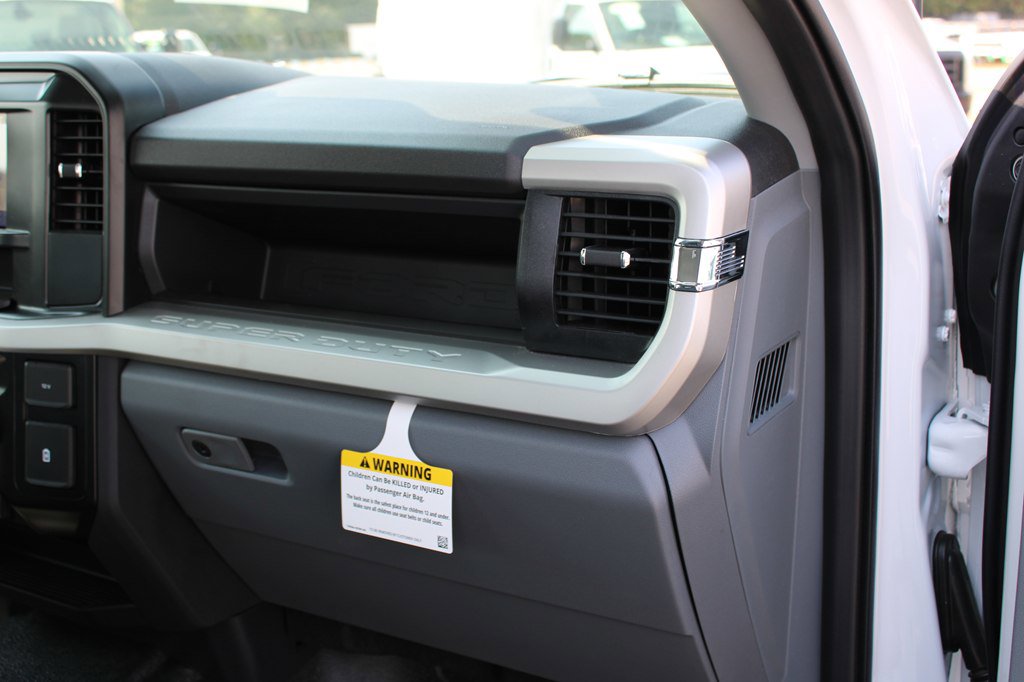 Used 2025 Ford F250 XL image 23