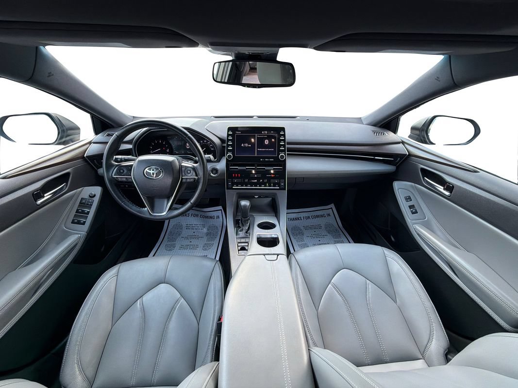Used 2019 Toyota Avalon XLE w/ Moonroof Package FWD image 24
