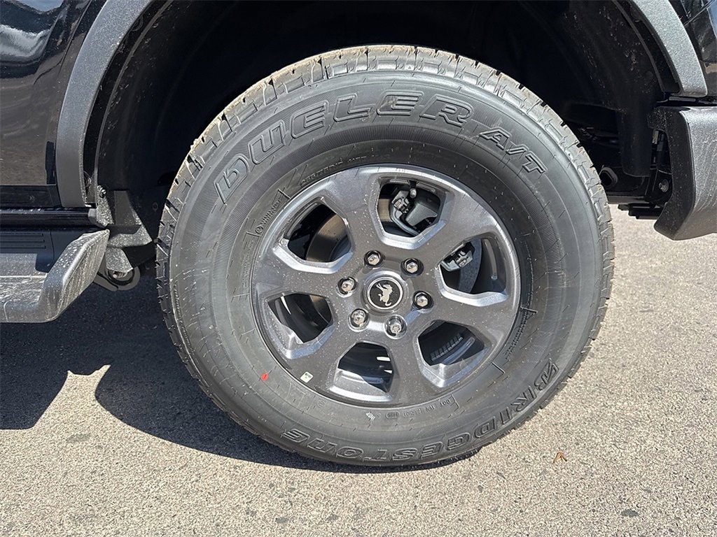 Used 2025 Ford Bronco Big Bend image 17