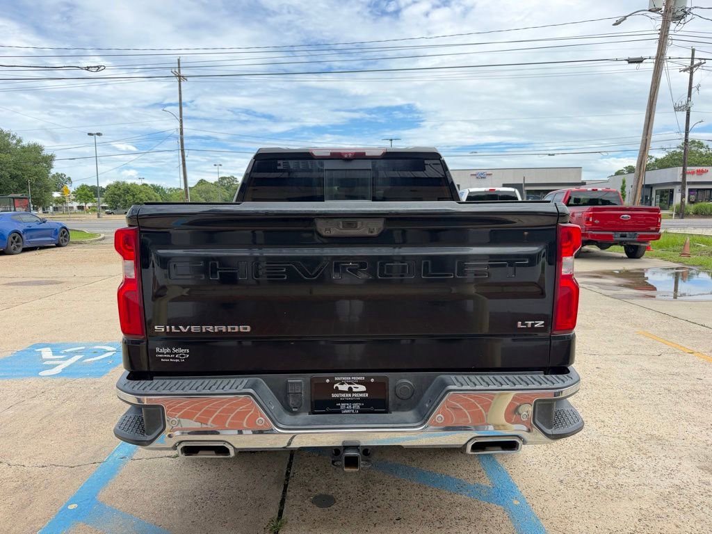 Used 2022 Chevrolet Silverado 1500 LTZ w/ LTZ Premium Package AWD/4WD image 6