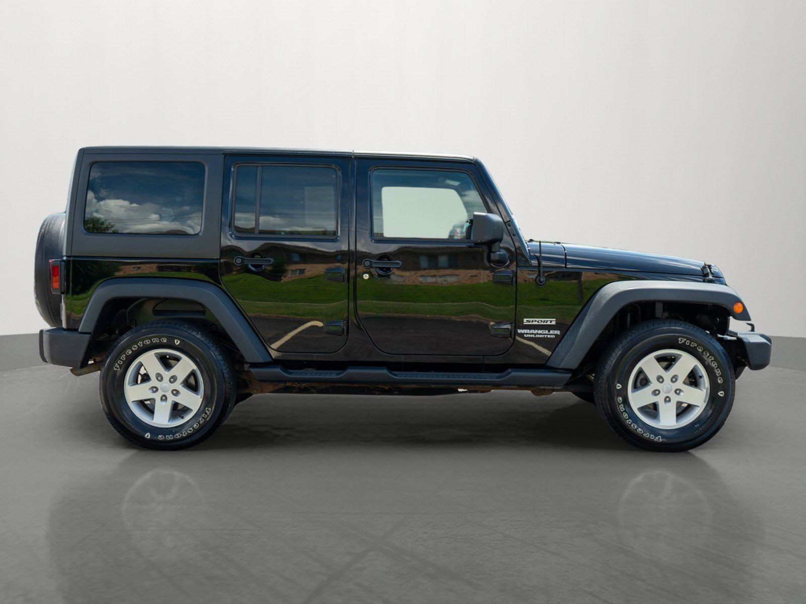 Used 2012 Jeep Wrangler Unlimited Sport AWD/4WD image 8