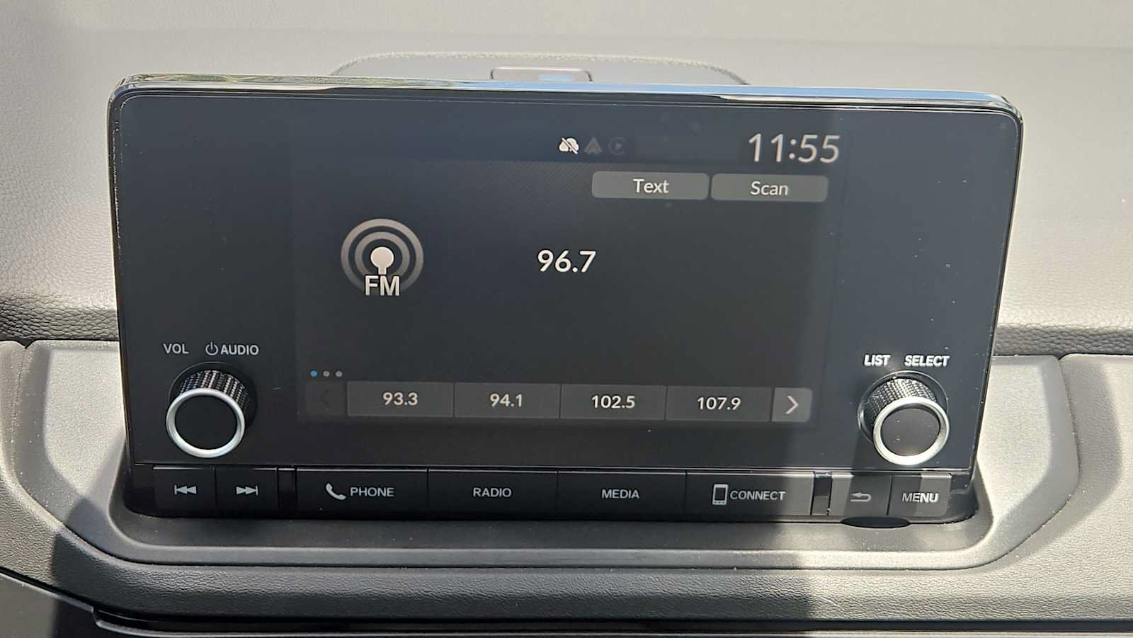 Certified 2023 Honda Accord LX image 12