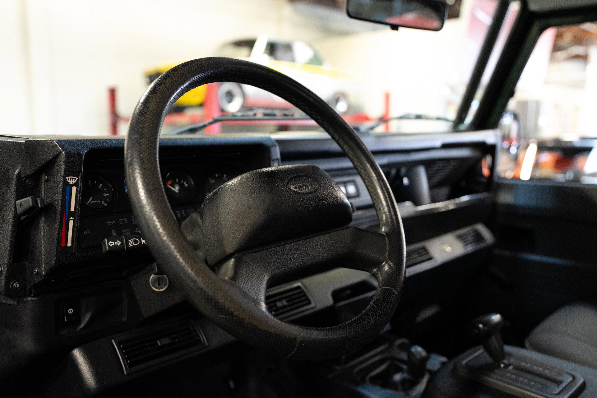 Used 1997 Land Rover Defender 90 image 57