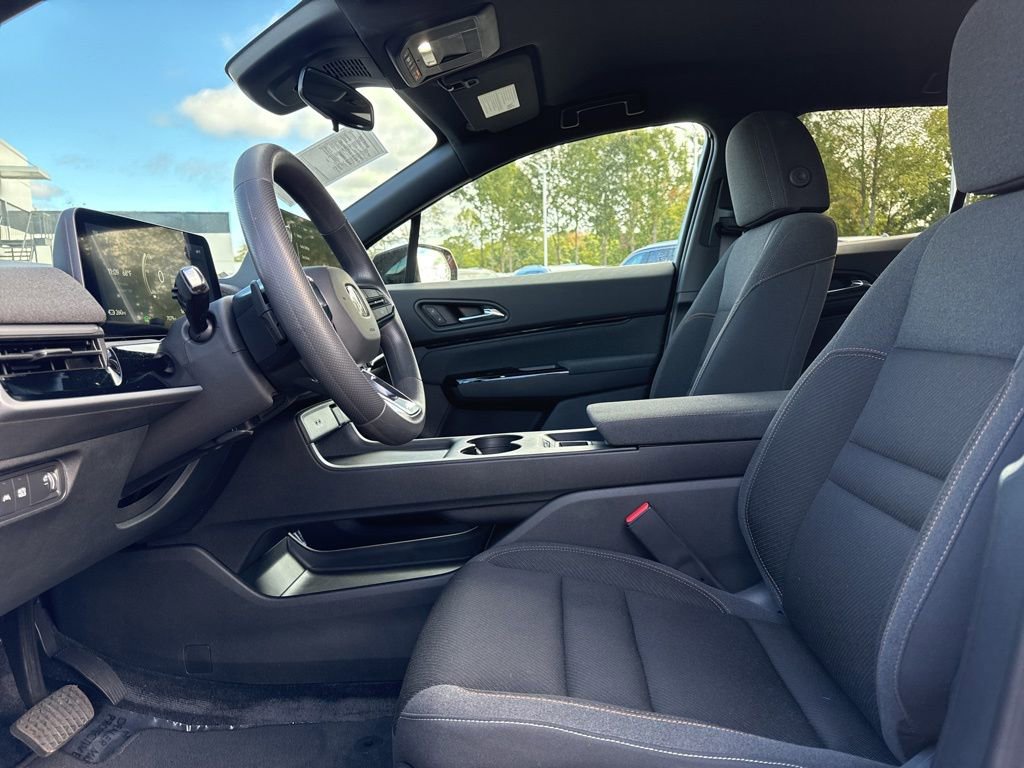 Used 2024 Honda Prologue EX image 9