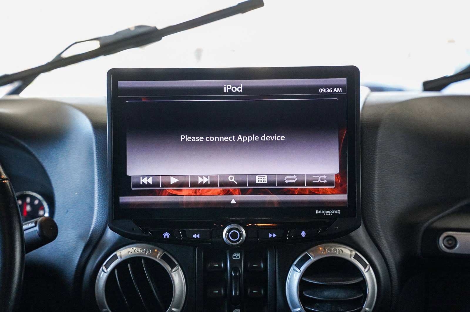 Used 2016 Jeep Wrangler Unlimited Rubicon image 15