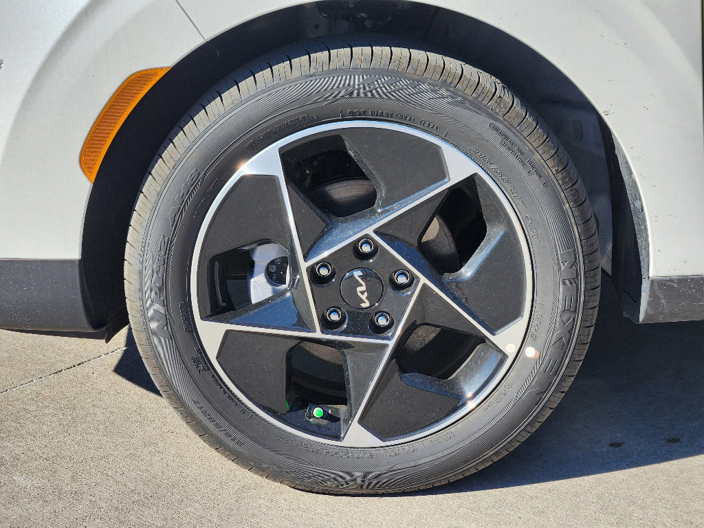 New 2025 Kia Soul EX image 7