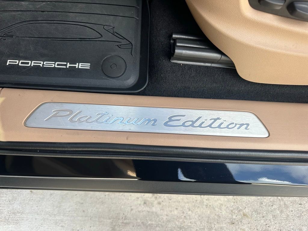 Certified 2023 Porsche Cayenne Platinum Edition image 22