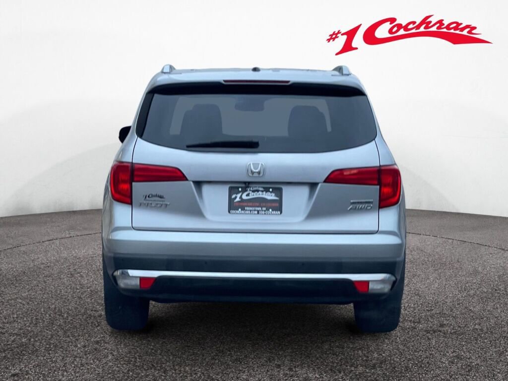 Used 2017 Honda Pilot Touring image 19