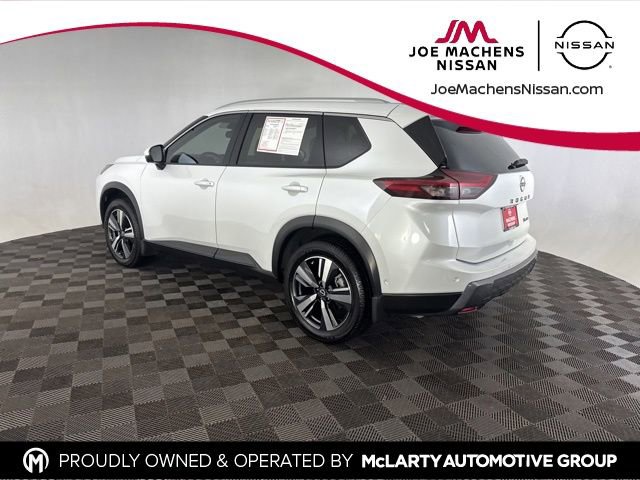 Used 2024 Nissan Rogue SL w/ SL Premium Package image 7
