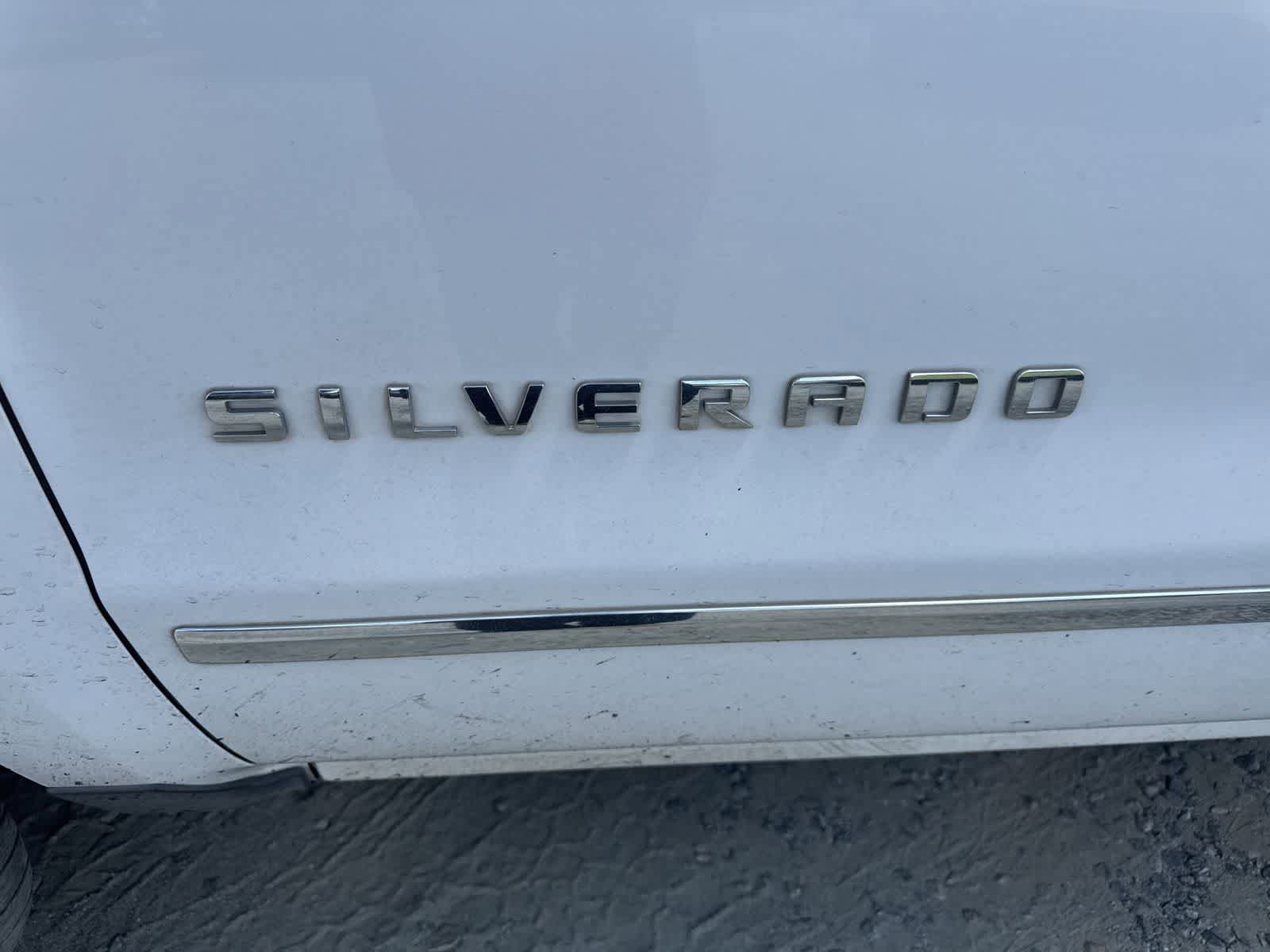 Used 2017 Chevrolet Silverado 1500 LTZ w/ Sport Package RWD image 9