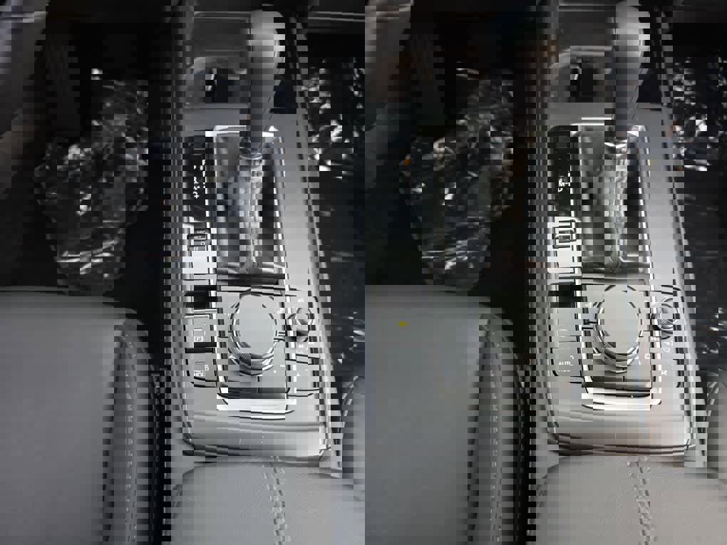 Used 2023 MAZDA CX-30 AWD 2.5 S w/ Select Package image 19