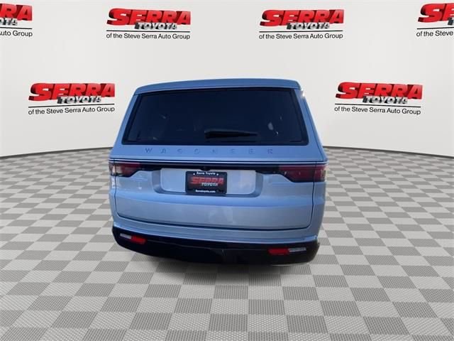 Used 2025 Jeep Wagoneer Series II image 8