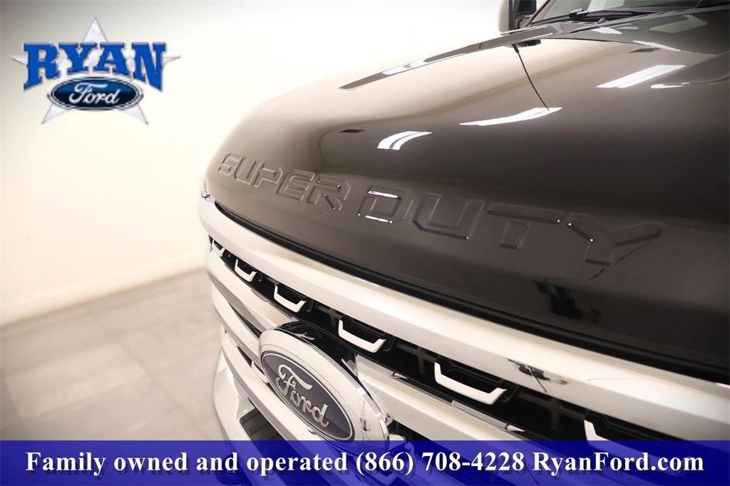 New 2026 Ford F250 Lariat w/ FX4 Off-Road Package image 39