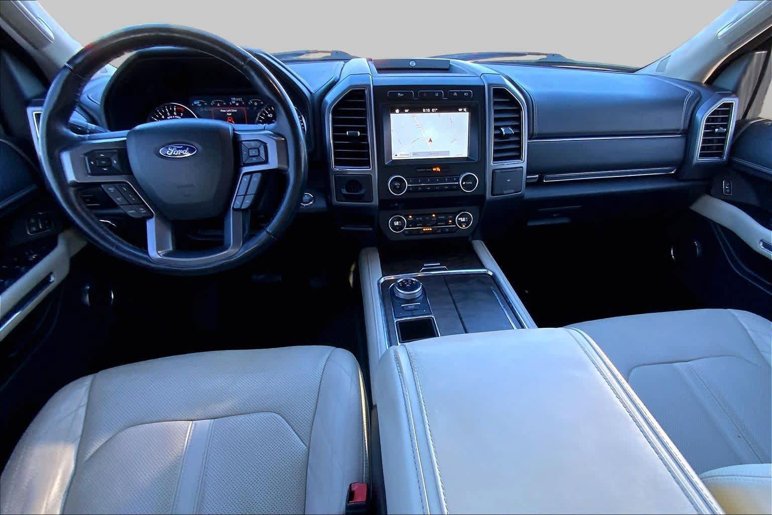 Used 2018 Ford Expedition Platinum RWD image 16
