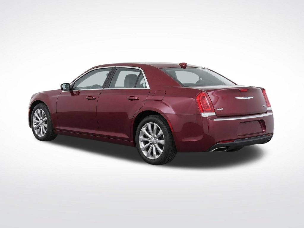 Used 2016 Chrysler 300 Limited w/ Driver Convenience Group AWD/4WD image 4