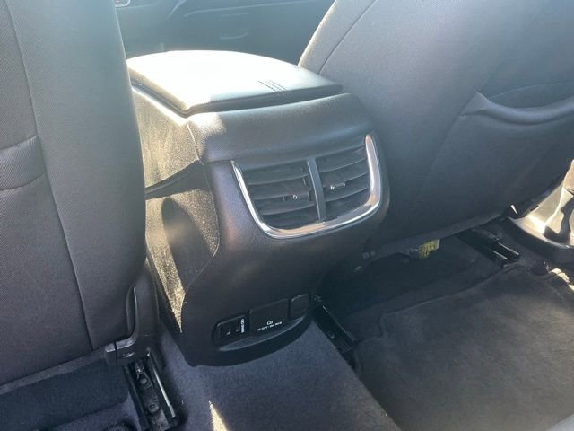 Used 2016 Chevrolet Malibu LT image 35