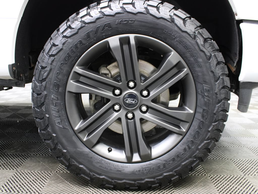 Used 2022 Ford F150 XLT w/ Equipment Group 302A High AWD/4WD image 13
