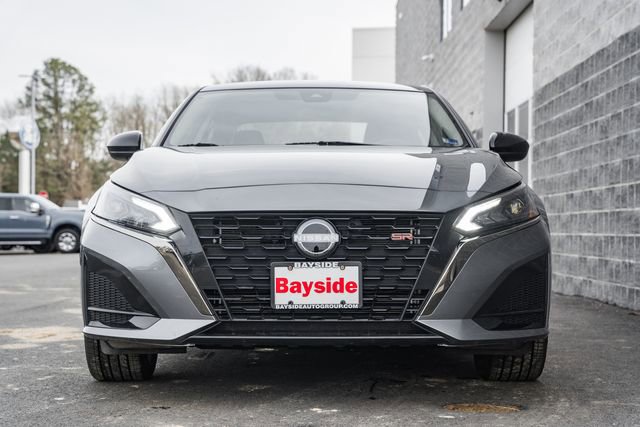 Used 2025 Nissan Altima 2.5 SR image 3