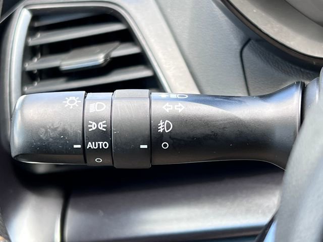 Used 2023 Subaru Crosstrek 2.5i Sport AWD/4WD image 17