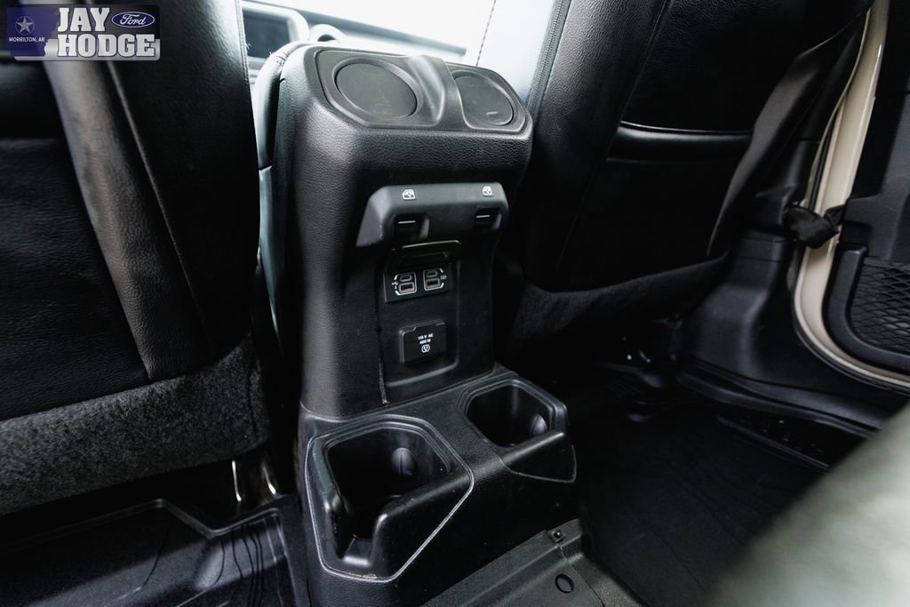 Used 2020 Jeep Gladiator Overland w/ Cold Weather Group image 32