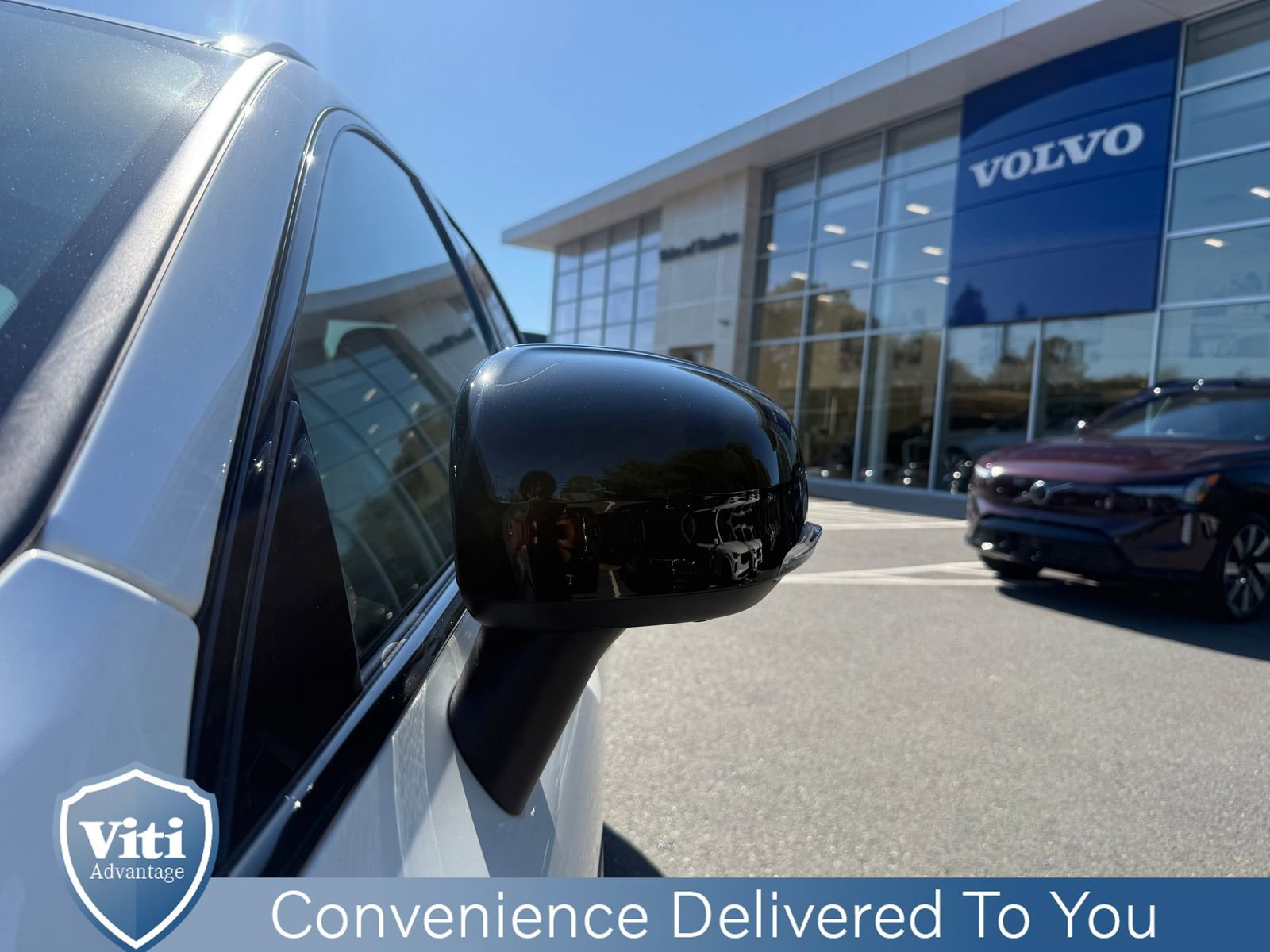 Certified 2023 Volvo XC60 B5 Plus w/ Climate Package image 11