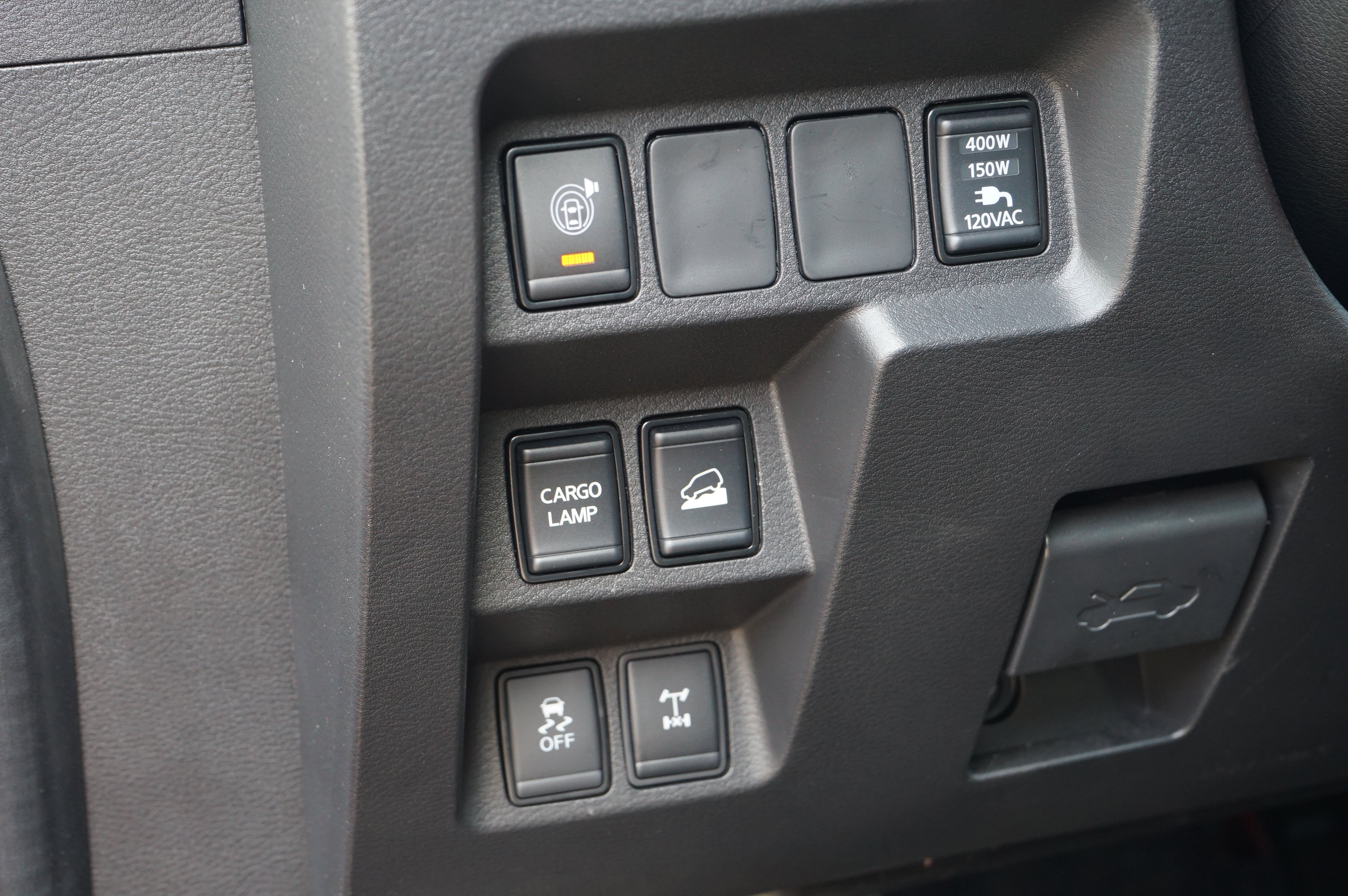 Used 2024 Nissan Frontier PRO-4X w/ Pro Premium Package AWD/4WD image 15