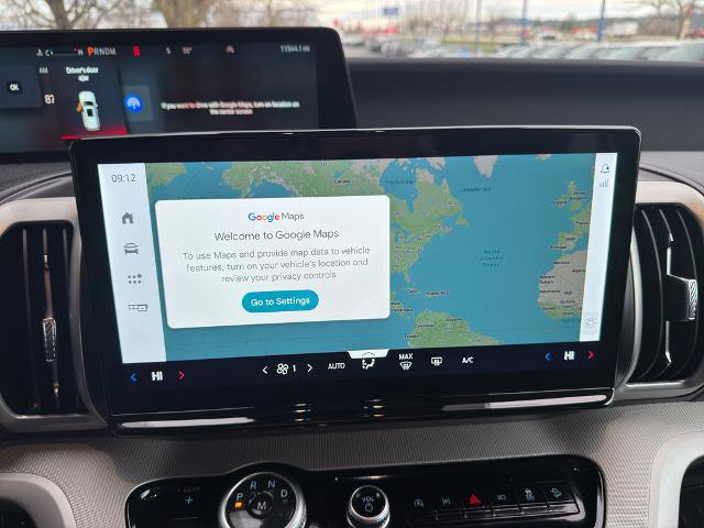 Certified 2025 Ford Expedition Active AWD/4WD image 32
