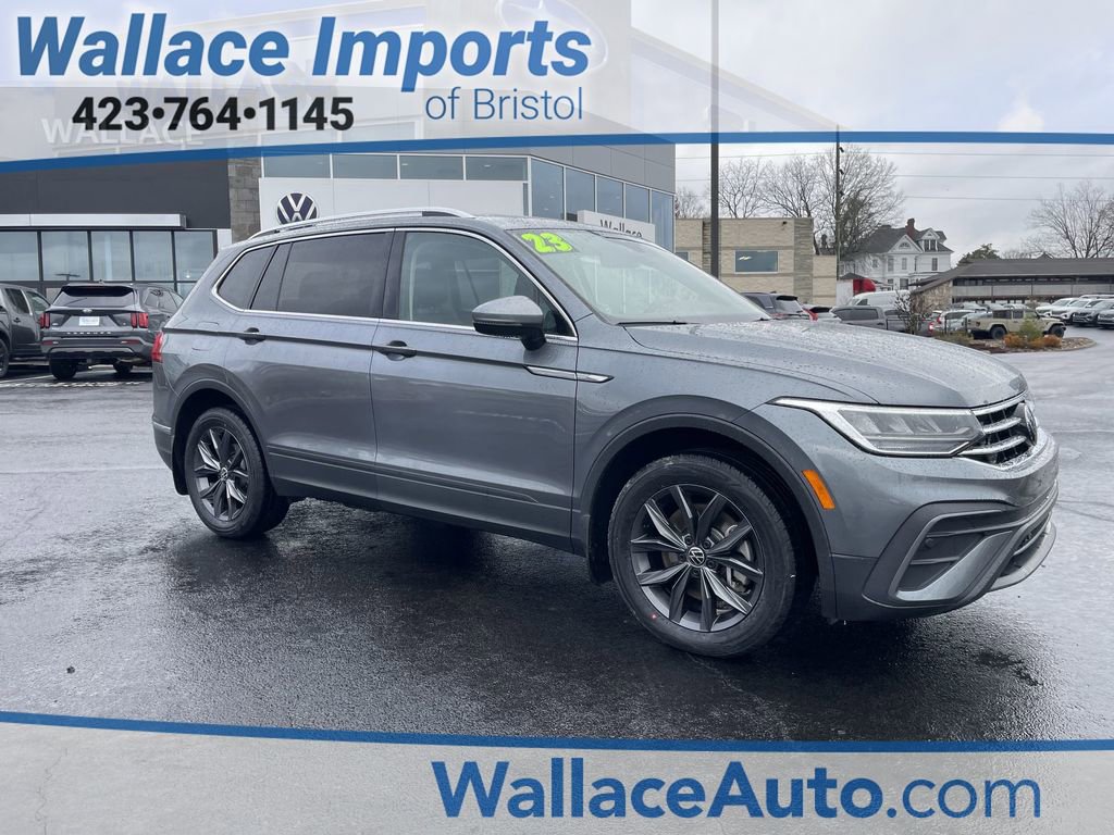 Certified 2023 Volkswagen Tiguan SE image 1