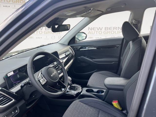 New 2026 Kia Seltos S image 9