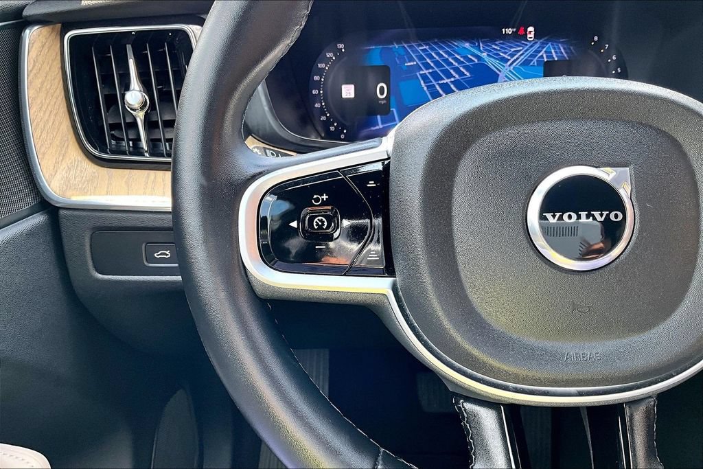 Certified 2026 Volvo XC60 B5 Plus AWD/4WD image 26