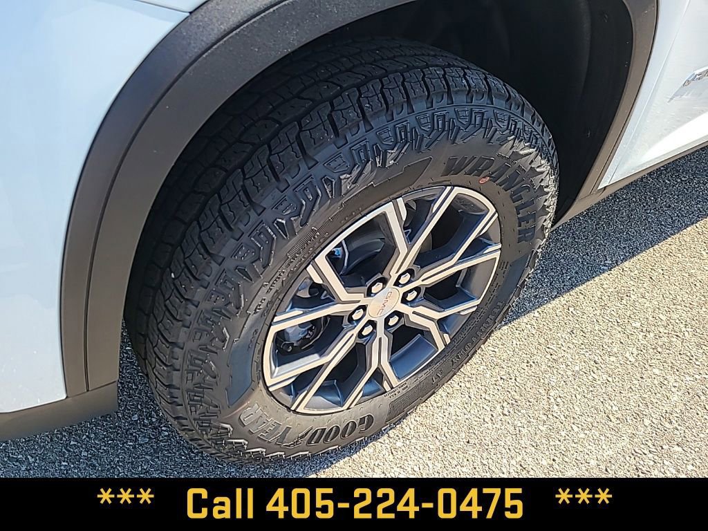New 2026 GMC Acadia AT4 w/ LPO, Floor Liner Package image 3