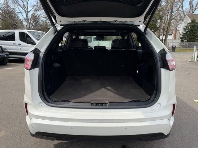 Used 2022 Ford Edge ST-Line image 19