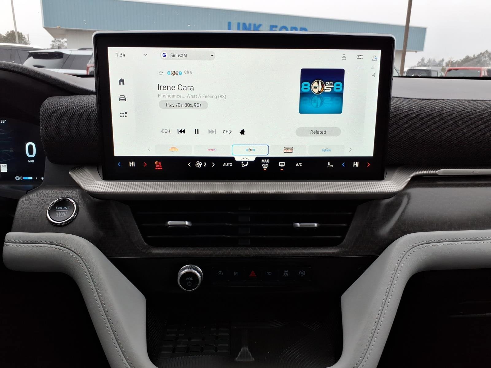 Used 2025 Ford Explorer Platinum w/ Ultimate Package image 19