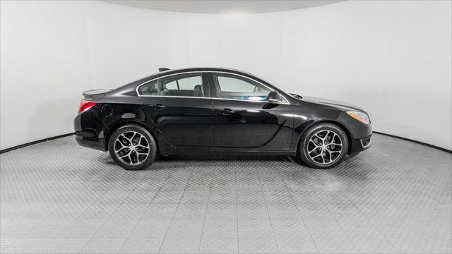 Used 2017 Buick Regal Sport Touring FWD image 7