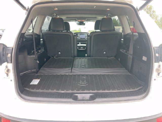 Used 2019 Toyota Highlander XLE AWD/4WD image 33