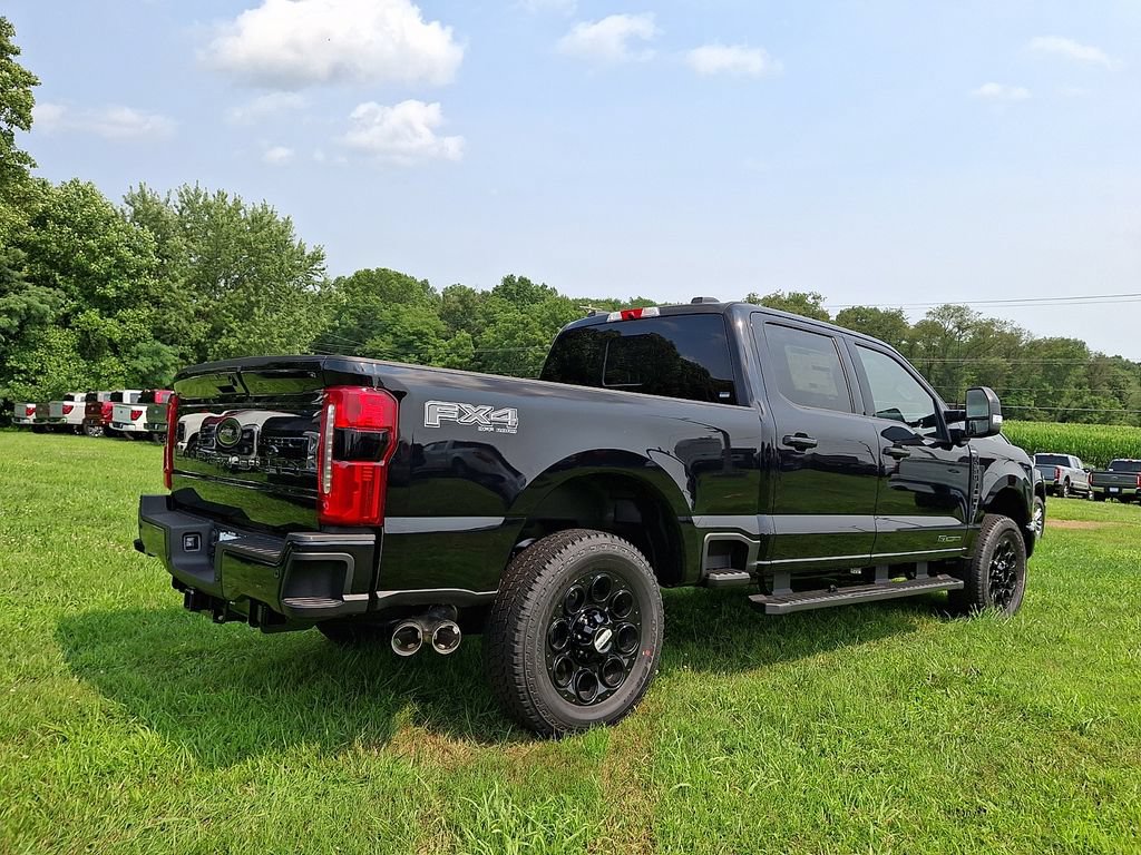 New 2026 Ford F250 Lariat w/ Black Appearance Package AWD/4WD image 4