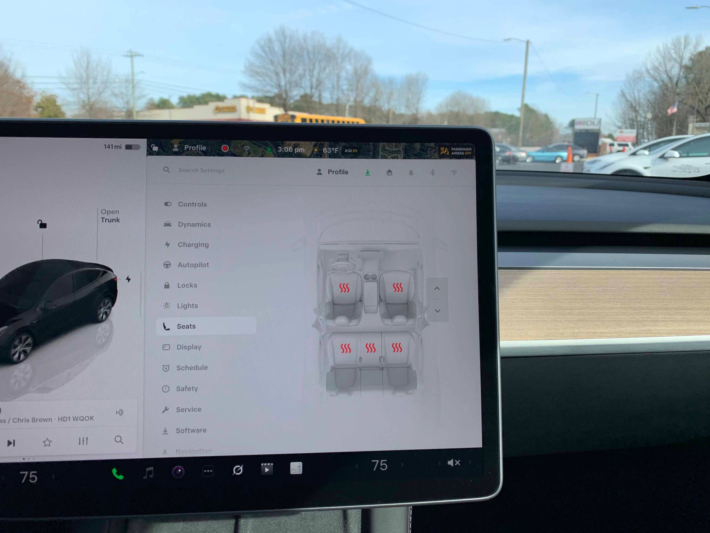 Used 2024 Tesla Model Y Long Range image 22