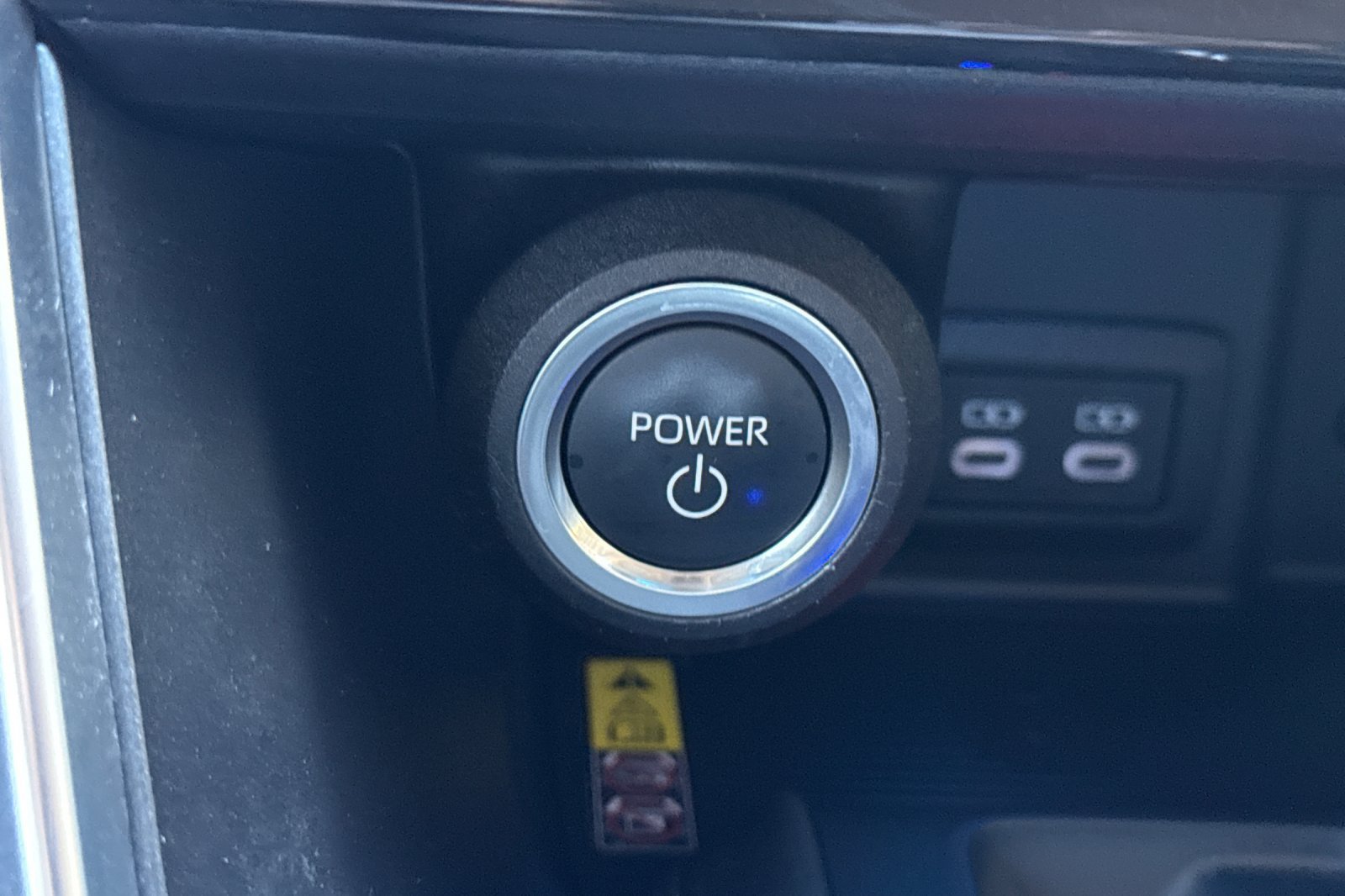 Certified 2024 Toyota Venza LE AWD/4WD image 26